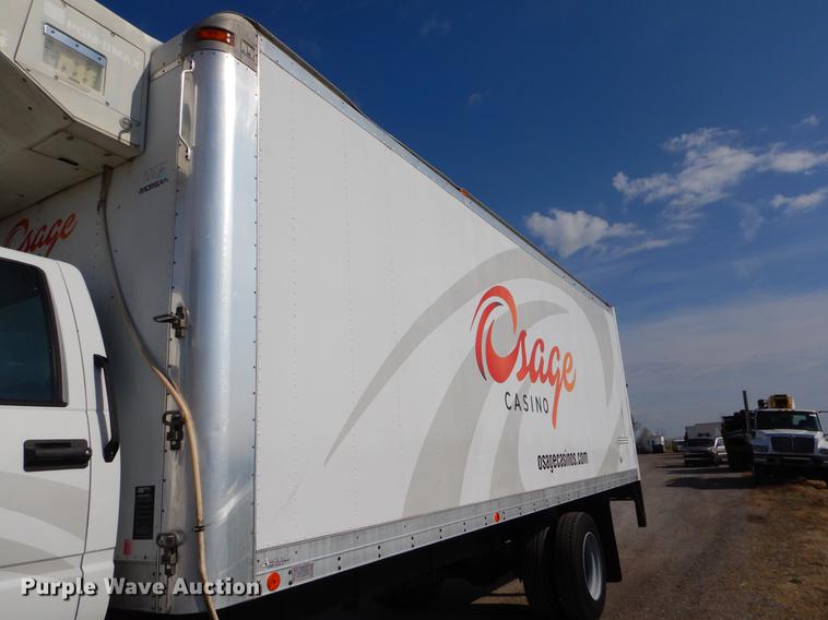 image for item EZ9866 1995 Chevrolet Kodiak refrigerated box truck