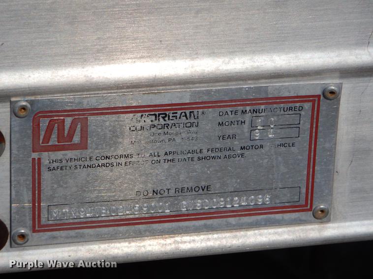 image for item EZ9866 1995 Chevrolet Kodiak refrigerated box truck