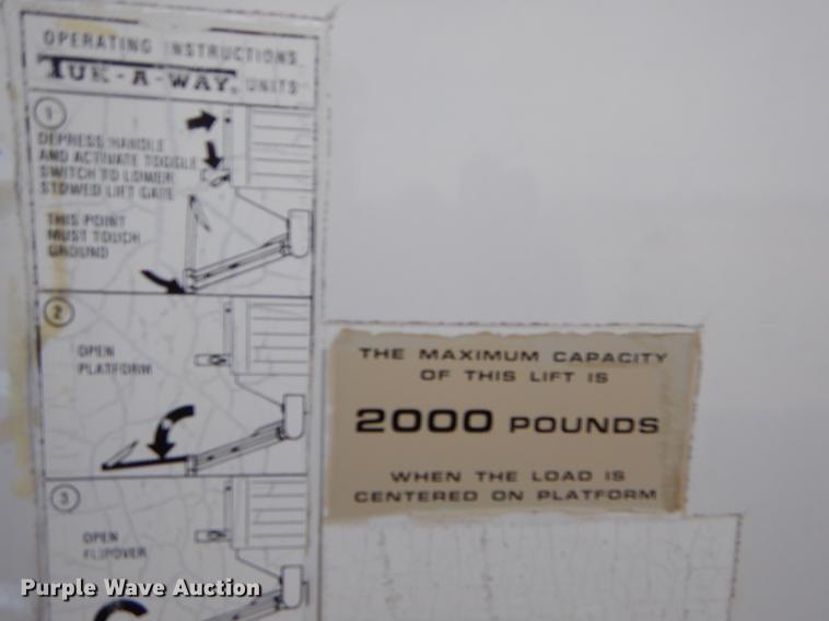 image for item EZ9866 1995 Chevrolet Kodiak refrigerated box truck