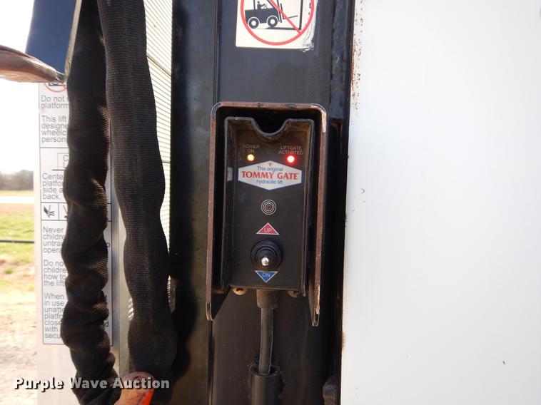 image for item EZ9866 1995 Chevrolet Kodiak refrigerated box truck