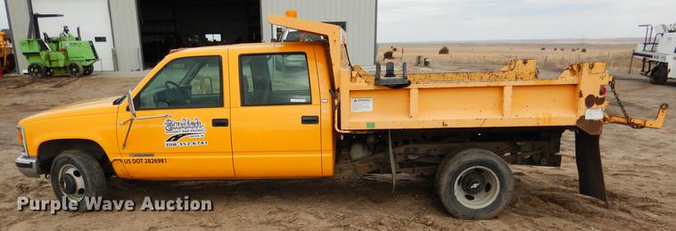 image for item FA9273 1998 Chevrolet C3500 Crew Cab dump bed pickup truck