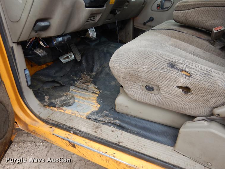 image for item FA9273 1998 Chevrolet C3500 Crew Cab dump bed pickup truck