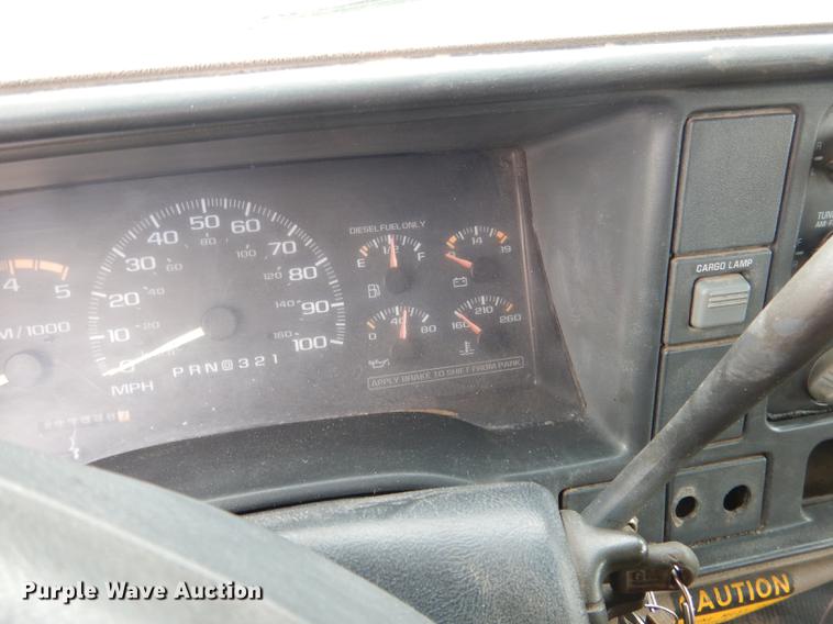 image for item FA9273 1998 Chevrolet C3500 Crew Cab dump bed pickup truck