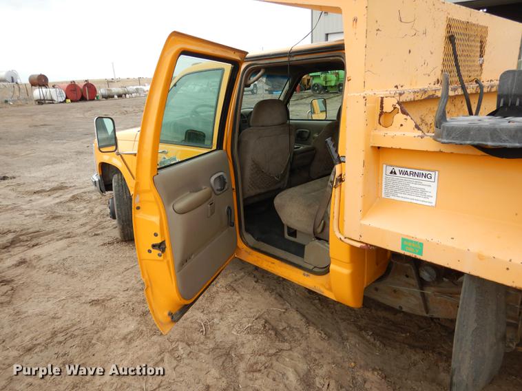 image for item FA9273 1998 Chevrolet C3500 Crew Cab dump bed pickup truck