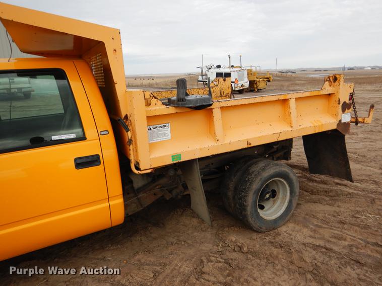 image for item FA9273 1998 Chevrolet C3500 Crew Cab dump bed pickup truck
