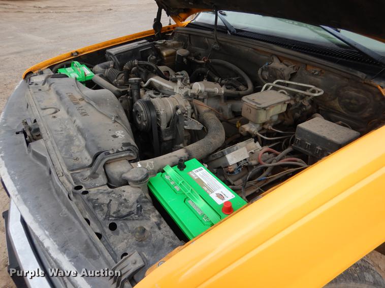 image for item FA9273 1998 Chevrolet C3500 Crew Cab dump bed pickup truck