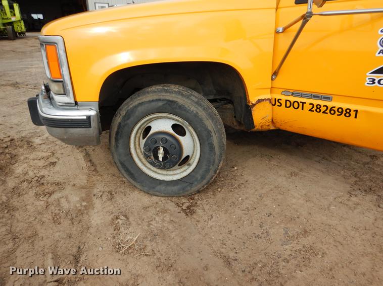 image for item FA9273 1998 Chevrolet C3500 Crew Cab dump bed pickup truck