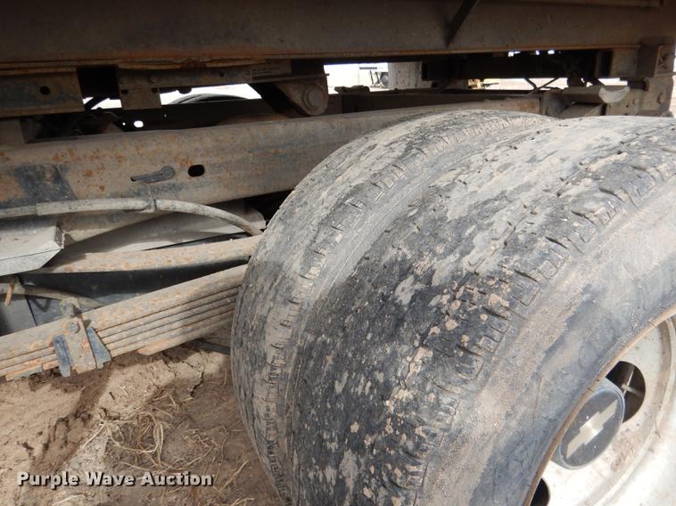 image for item FA9273 1998 Chevrolet C3500 Crew Cab dump bed pickup truck