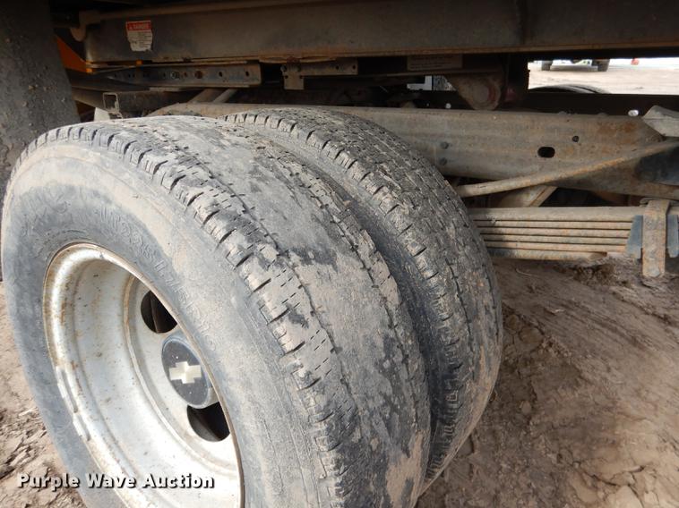 image for item FA9273 1998 Chevrolet C3500 Crew Cab dump bed pickup truck