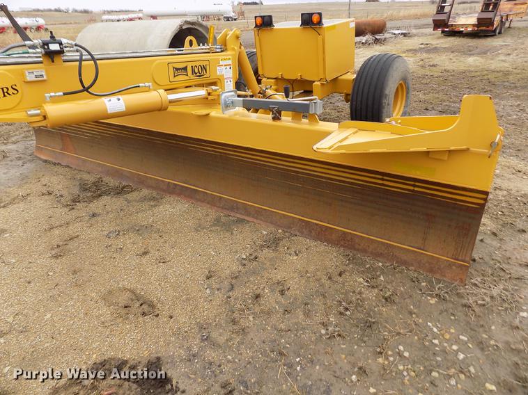 image for item FA9538 Icon 1632RS pull type grader