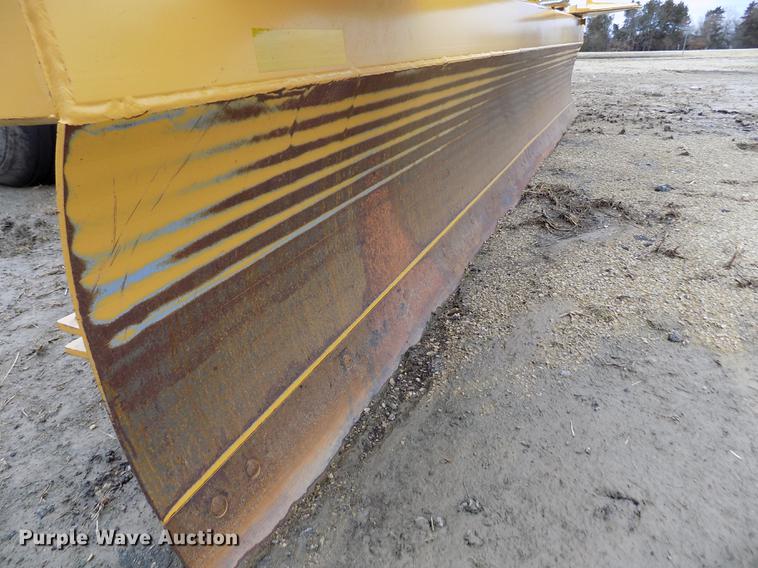 image for item FA9538 Icon 1632RS pull type grader