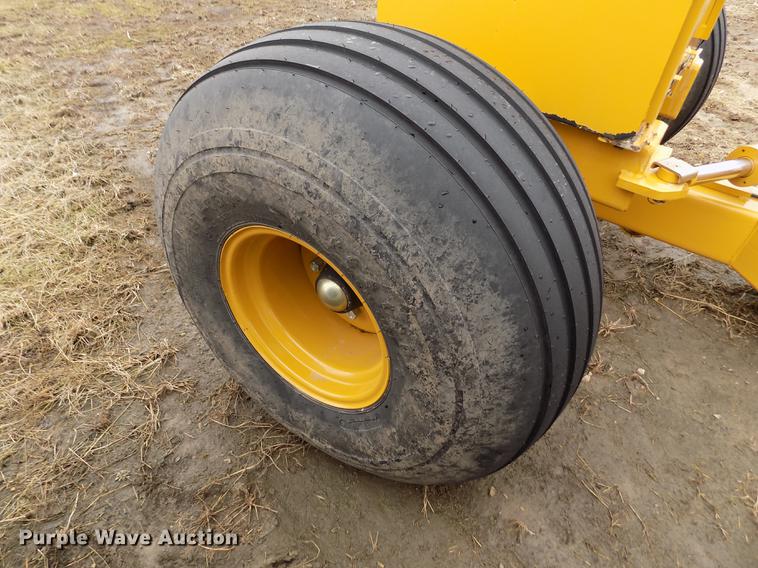 image for item FA9538 Icon 1632RS pull type grader