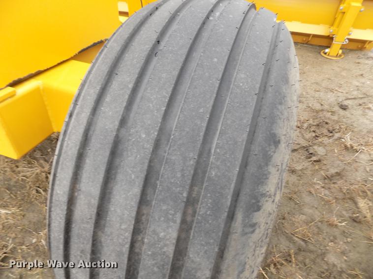 image for item FA9538 Icon 1632RS pull type grader