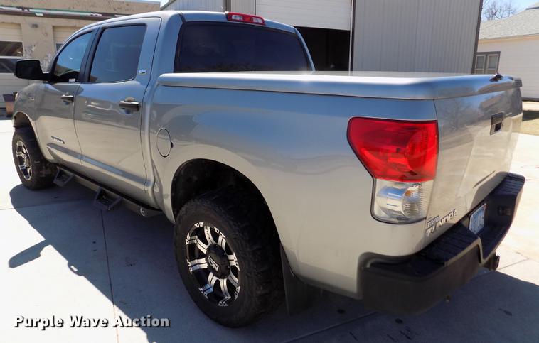 image for item FA9544 2008 Toyota Tundra SR5 Crew Max pickup truck