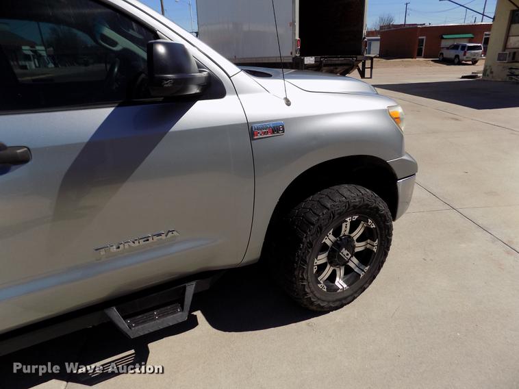 image for item FA9544 2008 Toyota Tundra SR5 Crew Max pickup truck