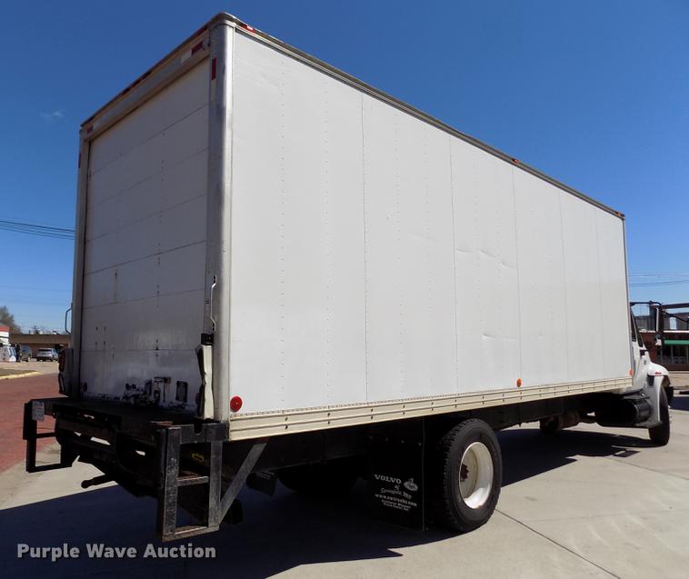 image for item FA9545 2007 International 4400 box truck