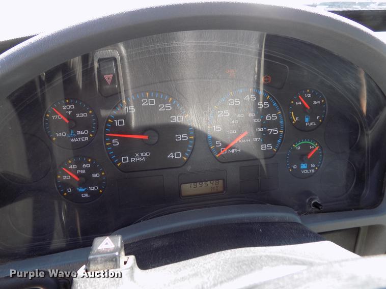 image for item FA9545 2007 International 4400 box truck