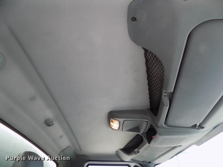 image for item FA9545 2007 International 4400 box truck