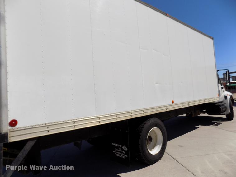 image for item FA9545 2007 International 4400 box truck