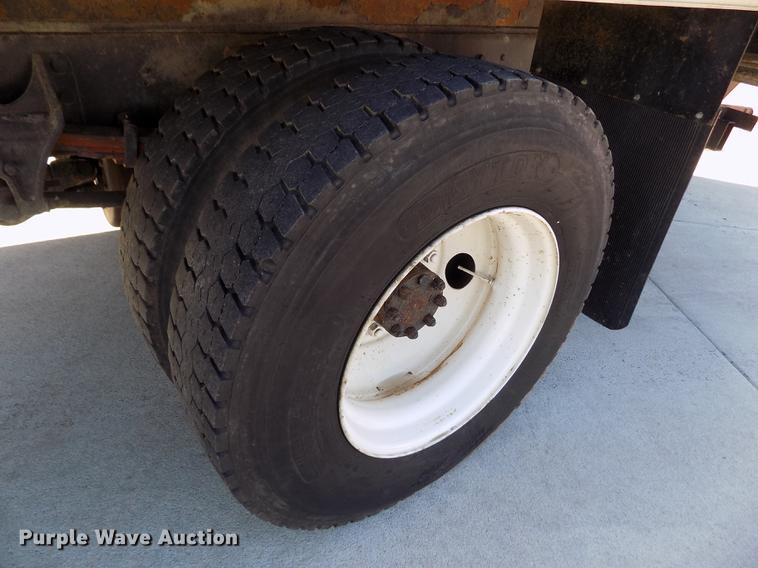 image for item FA9545 2007 International 4400 box truck