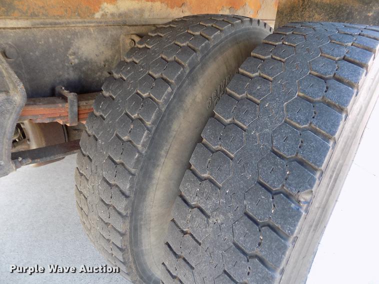 image for item FA9545 2007 International 4400 box truck