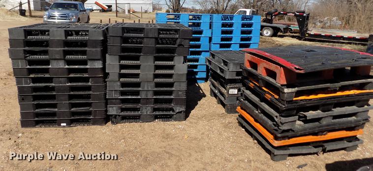 image for item FA9548 (58) pallets