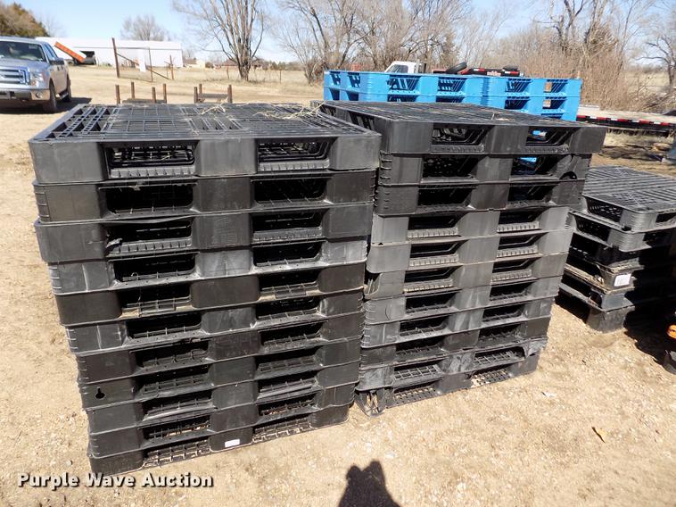 image for item FA9548 (58) pallets