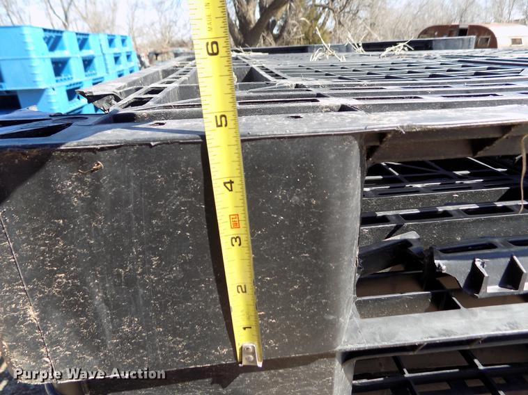 image for item FA9548 (58) pallets