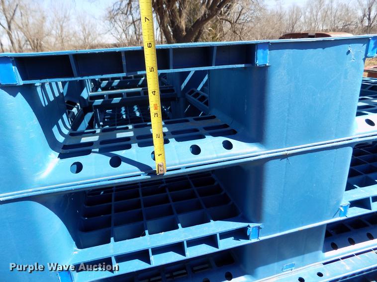 image for item FA9548 (58) pallets