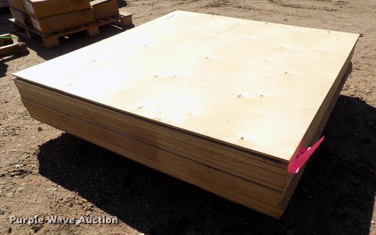 image for item FA9549 (25) sheets Russian Birch plywood