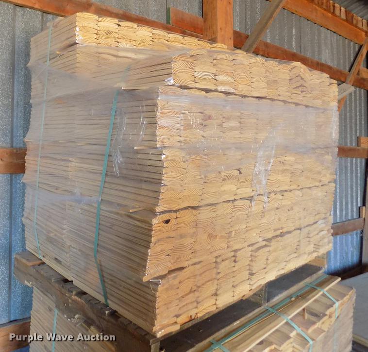 image for item FA9550 Approximately 7,300 wood staves