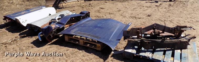 image for item FA9554 Chevrolet Camaro parts