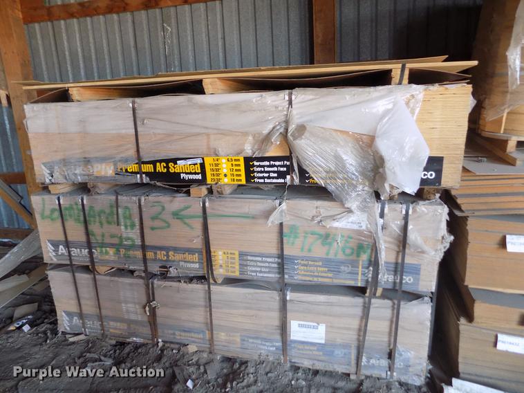 image for item FA9560 Approximately 94 sheets Aruco plywood