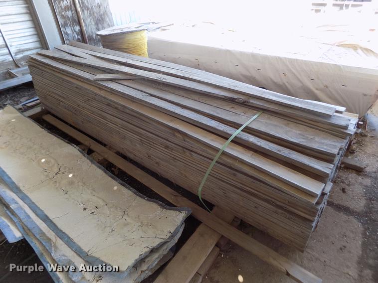 image for item FA9561 Lumber