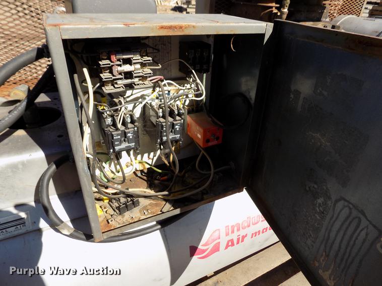 image for item FA9563 Industrial Air air compressor