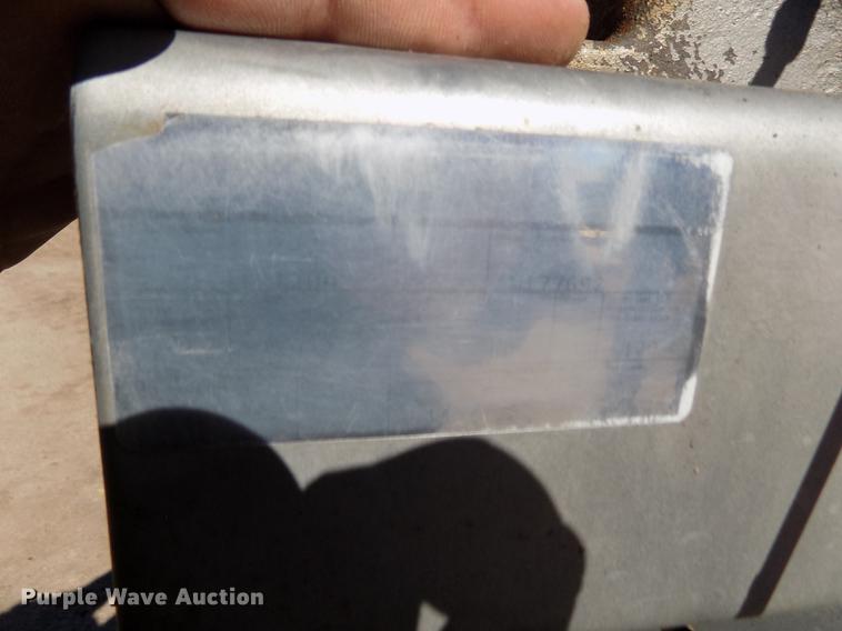 image for item FA9563 Industrial Air air compressor