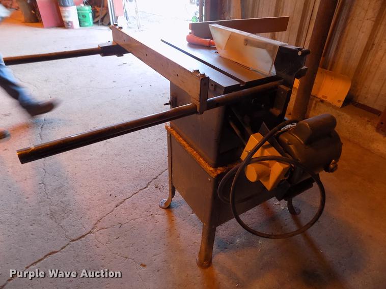 image for item FA9565 Rockwell Delta table saw