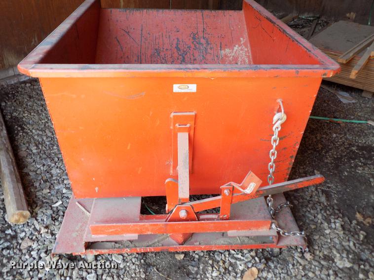 image for item FA9571 Meco material dump hopper