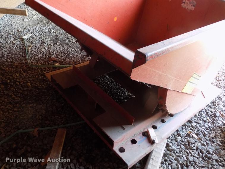 image for item FA9571 Meco material dump hopper