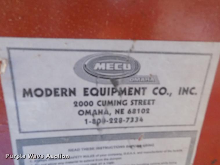 image for item FA9571 Meco material dump hopper
