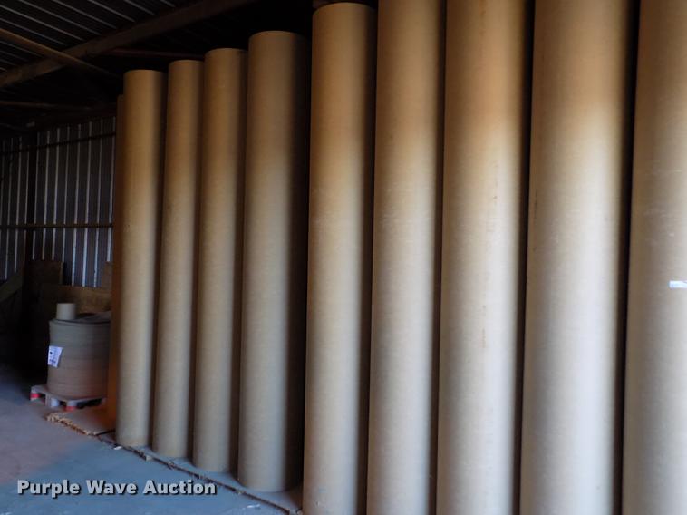 image for item FA9574 Approximately 70 cardboard tubes