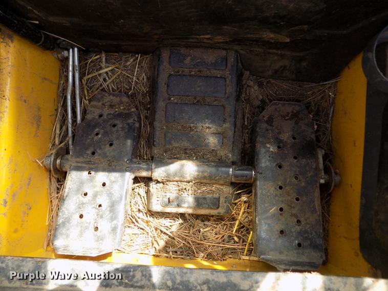 image for item FA9575 2014 New Holland L230 skid steer