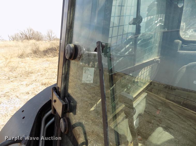 image for item FA9575 2014 New Holland L230 skid steer