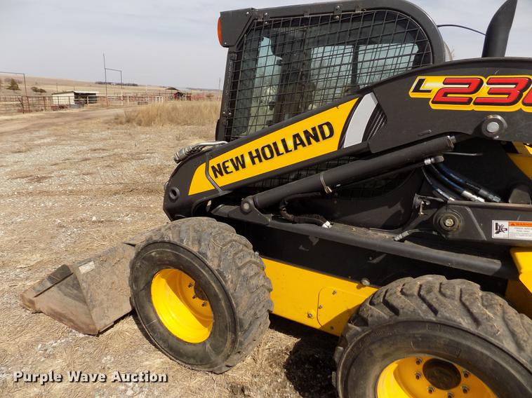 image for item FA9575 2014 New Holland L230 skid steer
