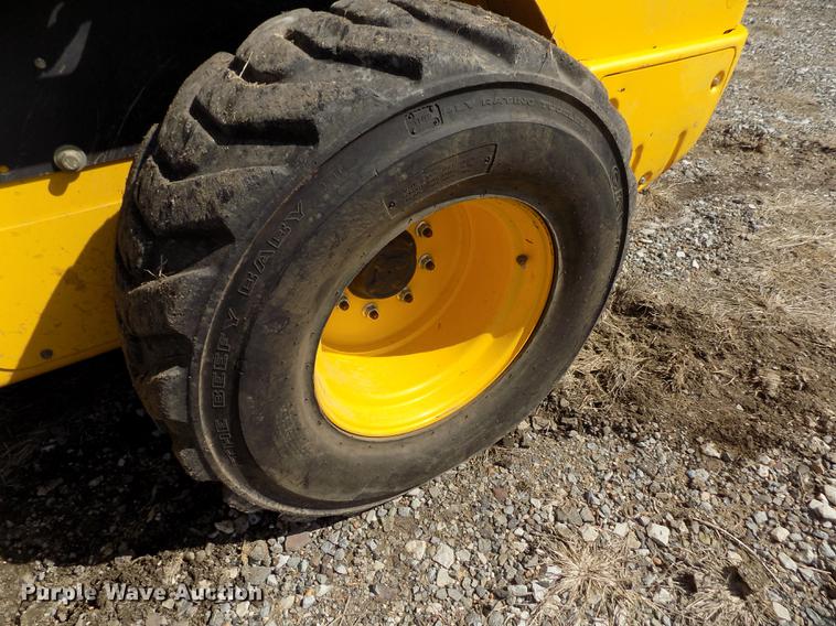 image for item FA9575 2014 New Holland L230 skid steer