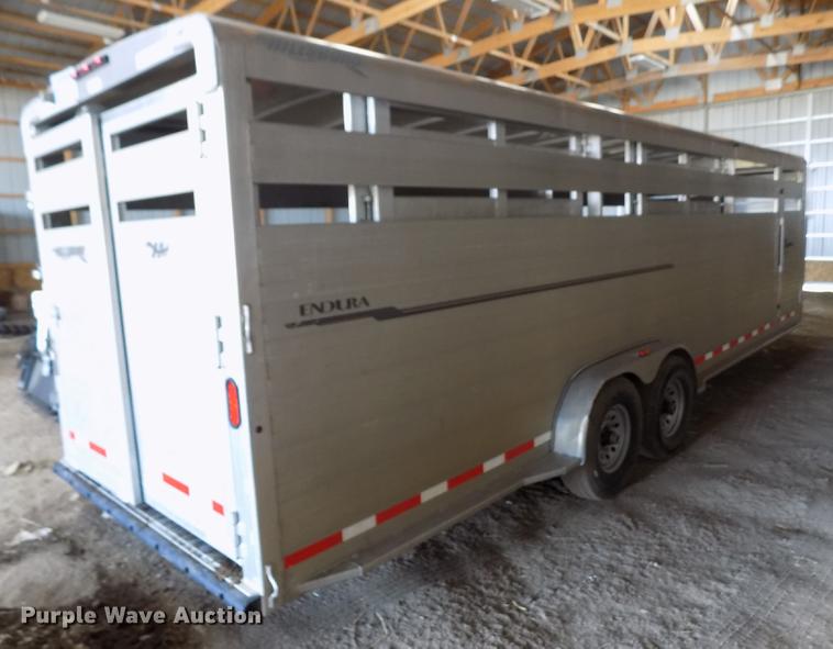 image for item FA9578 2011 Hillsboro Endura livestock trailer
