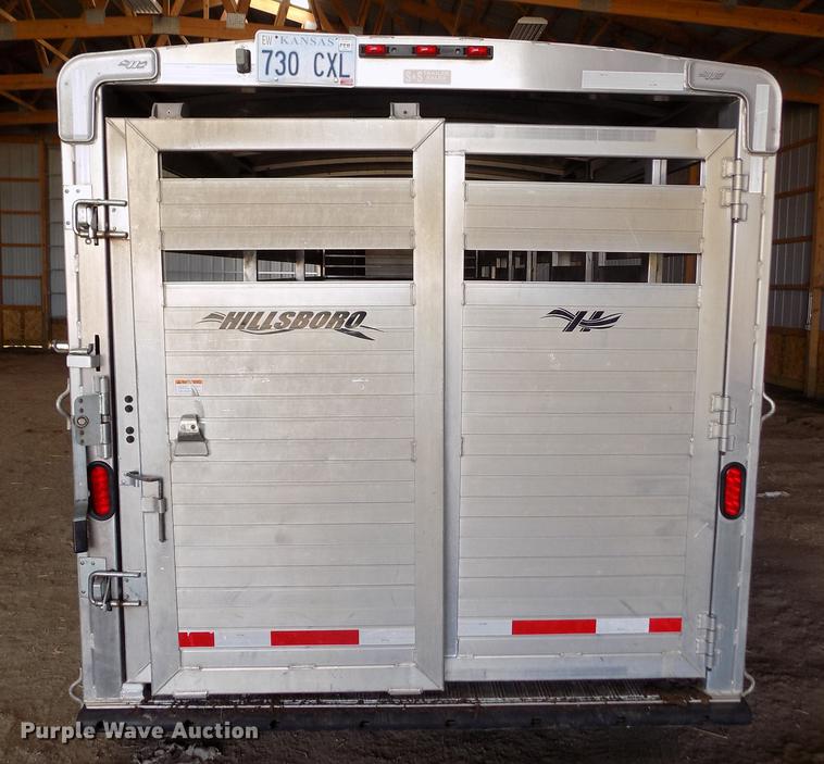 image for item FA9578 2011 Hillsboro Endura livestock trailer