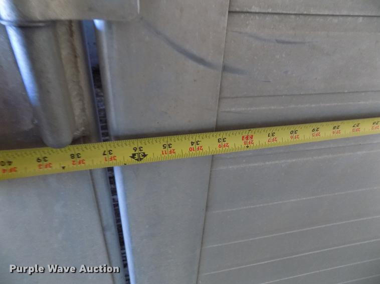 image for item FA9578 2011 Hillsboro Endura livestock trailer