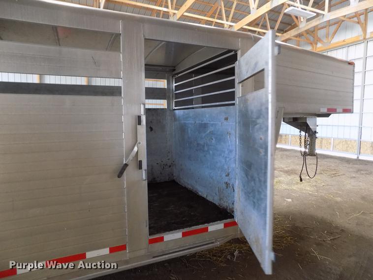 image for item FA9578 2011 Hillsboro Endura livestock trailer