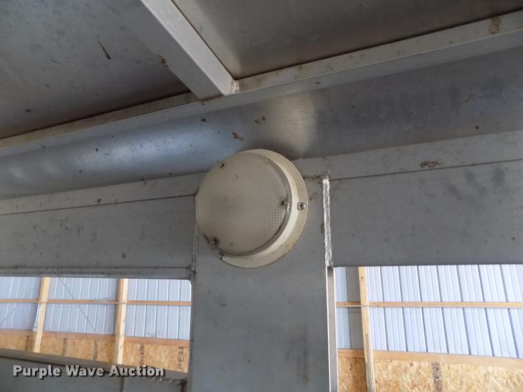 image for item FA9578 2011 Hillsboro Endura livestock trailer